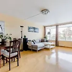 Calm And Tidy In Apartment, 14min Train Ride To Center * Oslo