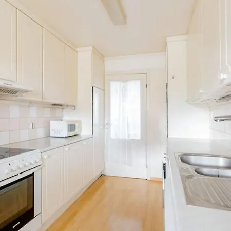 Kamp alanı Calm And Tidy In Apartment, 14min Train Ride To Center Oslo