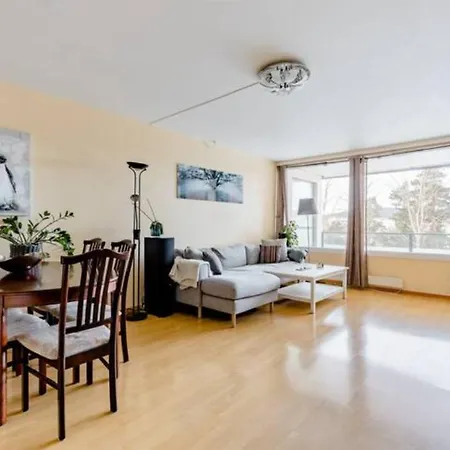 Calm And Tidy In Apartment, 14min Train Ride To Center * Oslo
