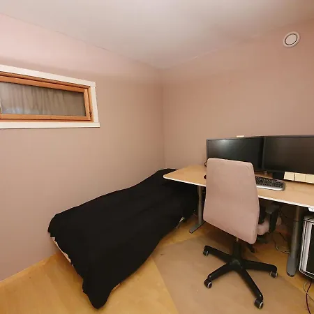 Calm And Tidy In Apartment, 14min Train Ride To Center Campsite Oslo