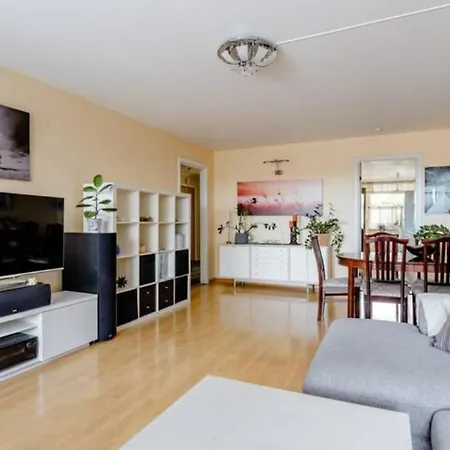 Campsite Calm And Tidy In Apartment, 14min Train Ride To Center Oslo