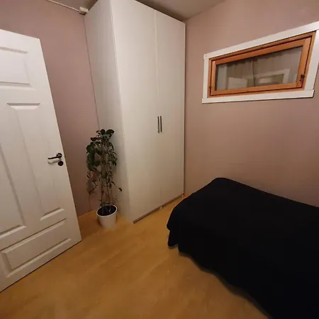 Campsite Calm And Tidy In Apartment, 14min Train Ride To Center Oslo