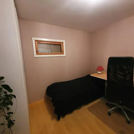 Campsite Calm And Tidy In Apartment, 14min Train Ride To Center Oslo