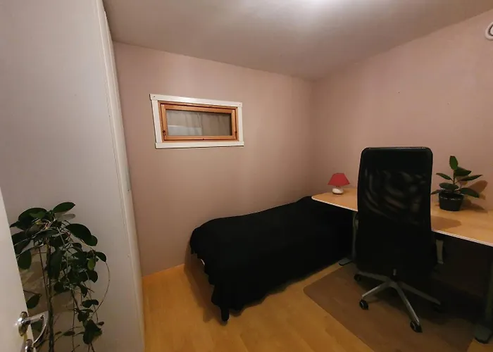 אתר קמפינג Calm And Tidy In Apartment, 14min Train Ride To Center אוסלו