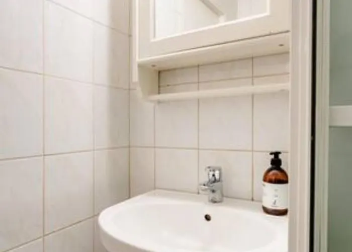 אתר קמפינג Calm And Tidy In Apartment, 14min Train Ride To Center אוסלו